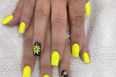colorful-nails-and-spa-13