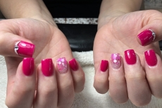 colorful-nails-and-spa-17