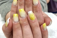 colorful-nails-and-spa-18