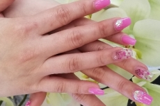 colorful-nails-and-spa-24